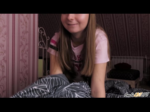 ❤️ ப்ளாண்டி தனது BFF-ஐ ஆழமாக உறிஞ்சி அவள் வாயில் படபடக்கிறாள் ❤️ சூப்பர் செக்ஸ் ta.pornoboden.ru ❌❤